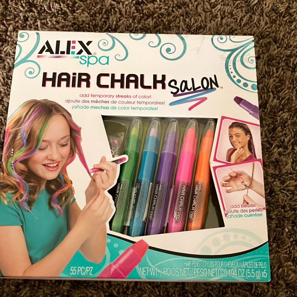 Hair chalk